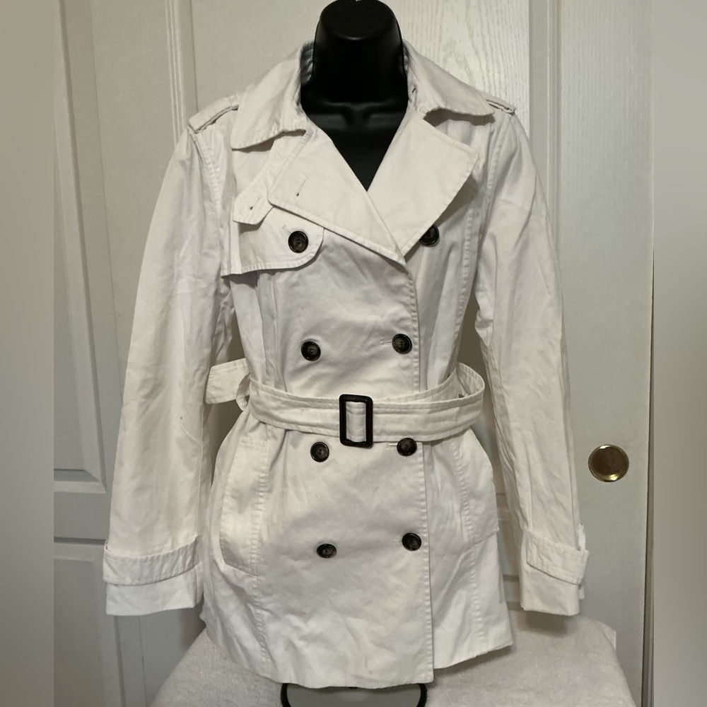 Women's White Double-Breasted Trench Coat
